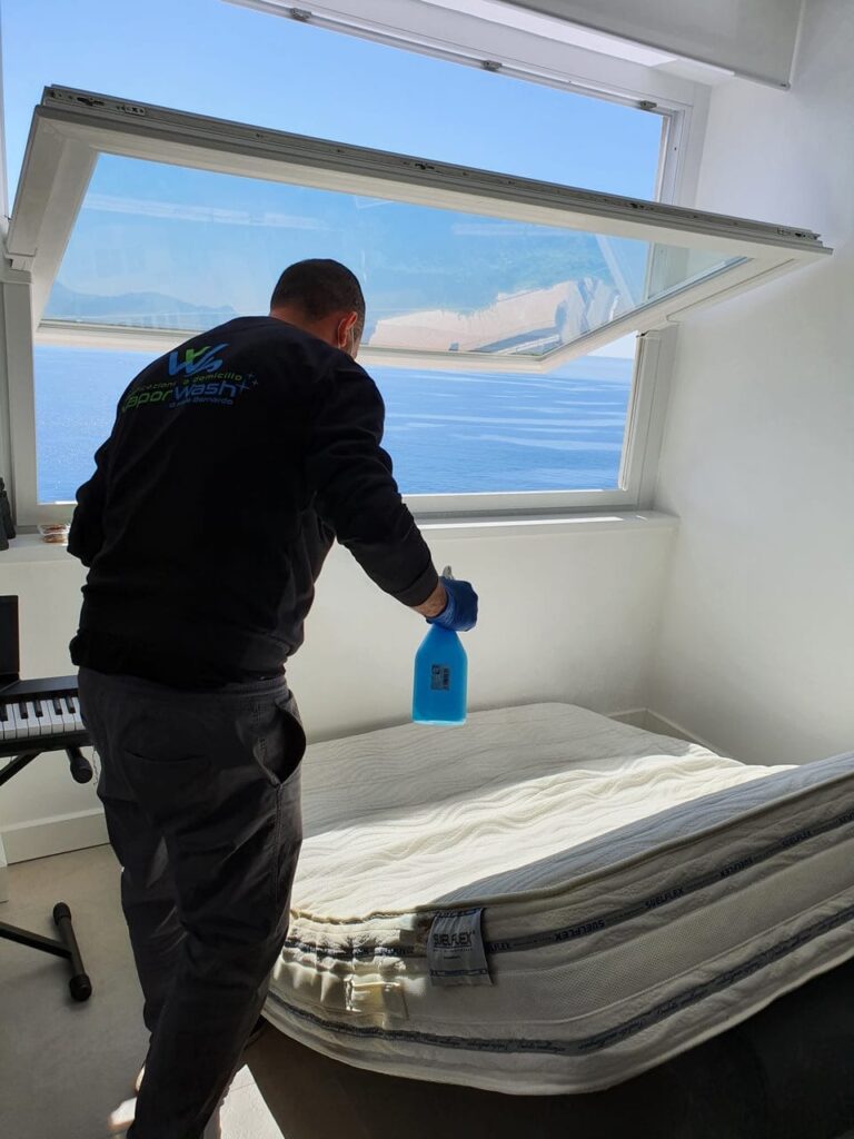 Igienizzazione tappezzeria nautica